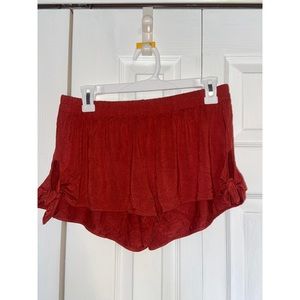 Orangish short shorts